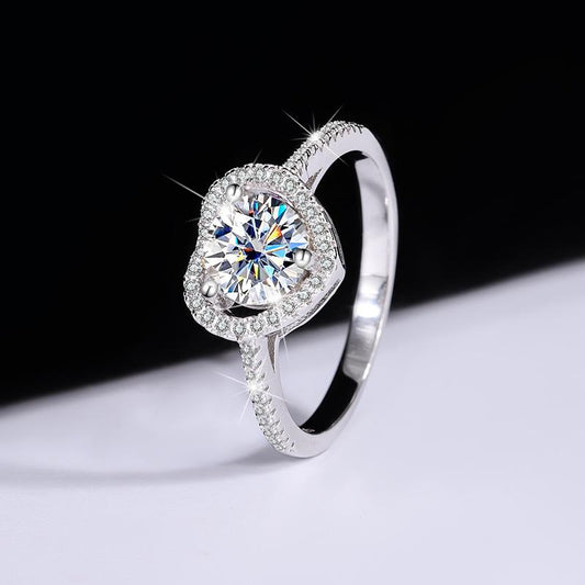 [BETXUE B16] Heart and Love Moissanite Ring