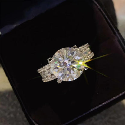 51[BETXUE A11] Lady Boss Luxury Moissanite Ring