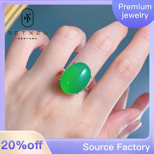 375【BETXEU] High Ice Green Jadeite Elegant Style Large Oval 15*20mm Agate S925 Ring